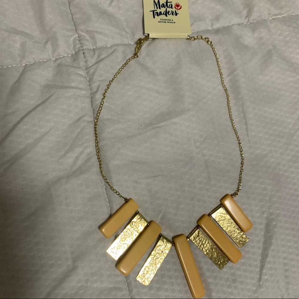 ModCloth statement necklace - Picture 4 of 6